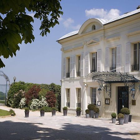 Pavillon Henri IV Hotel Restaurant Gastronomique Terrasse Saint-Germain-en-Laye Exterior photo