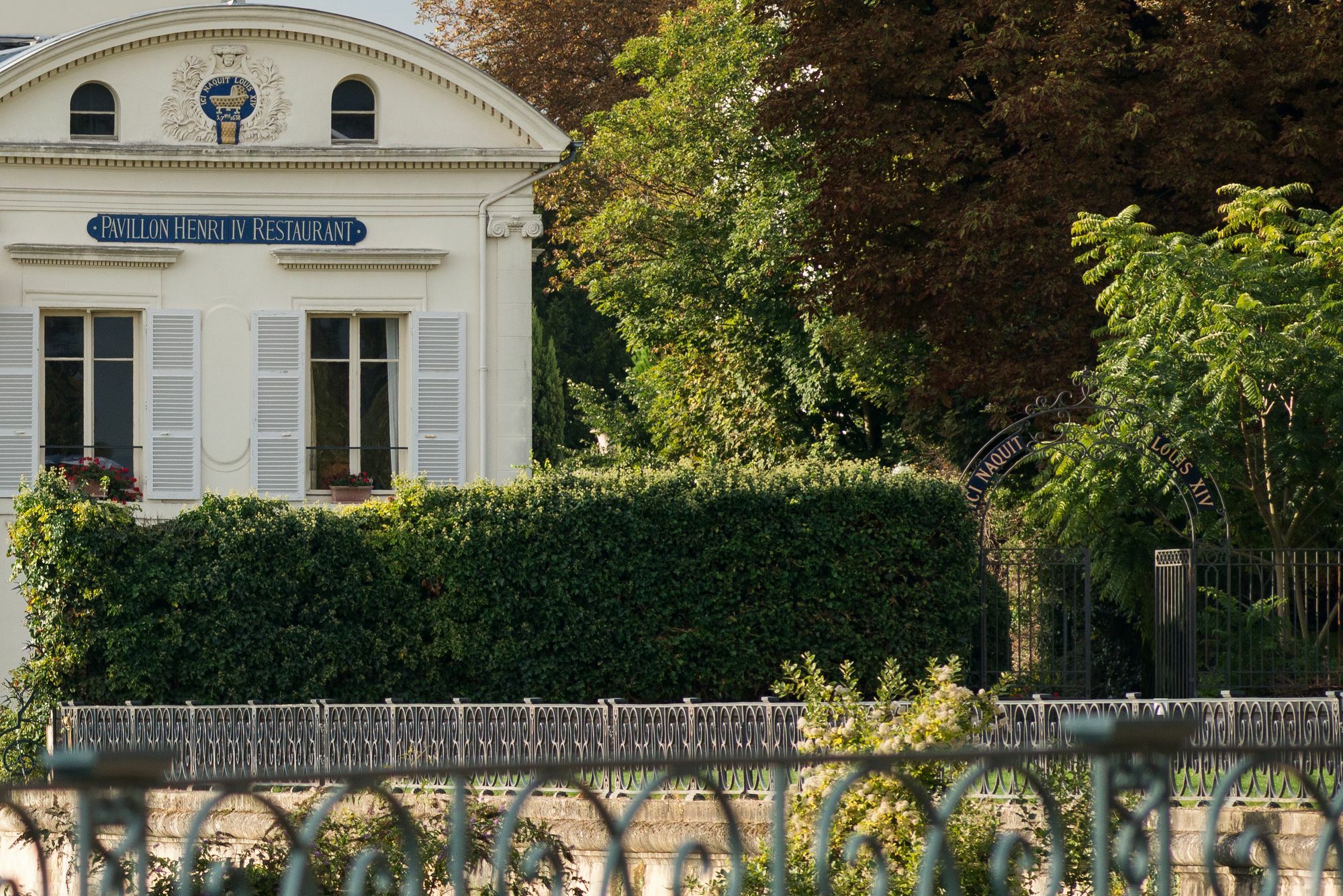 Pavillon Henri IV Hotel Restaurant Gastronomique Terrasse Saint-Germain-en-Laye Exterior photo